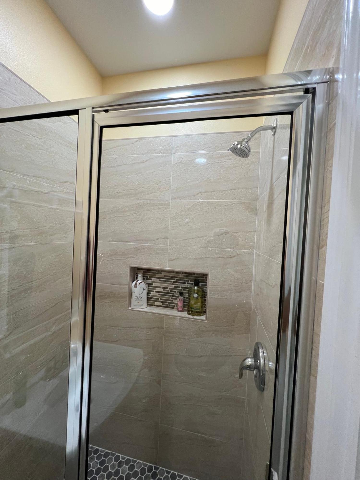 Habitacion Con Entrada Independiente เอดินเบิร์ก ภายนอก รูปภาพ